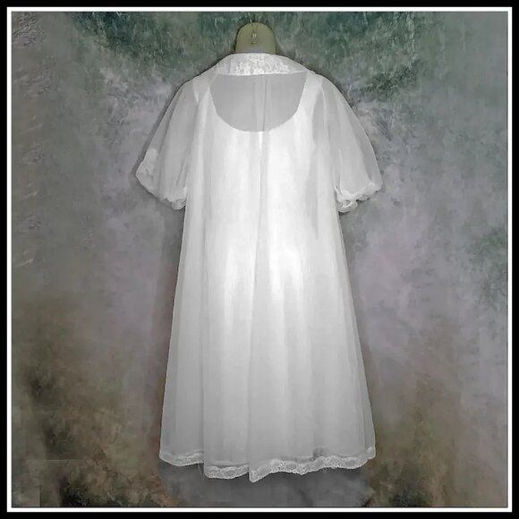Vintage Nylon Chiffon Peignoir Set White 50s Retro Bridal Robe & Nightgown VFG - Picture 8 of 16